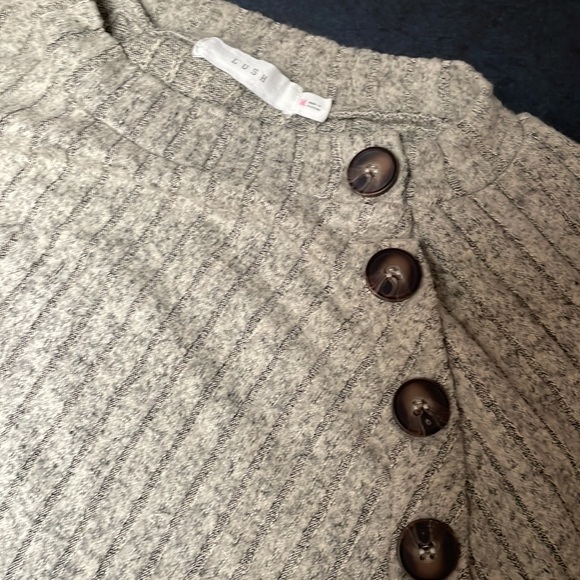 Sweater - Picture 2 of 2